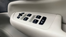 Volvo XC90 2.0 B5P Ultra Dark 5dr AWD Geartronic Petrol Estate